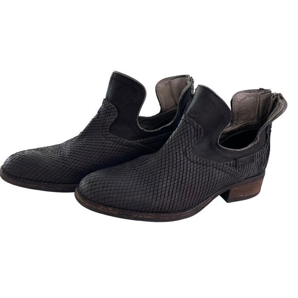 Freeman T. Porter Womens Moto Booties Size 9 Black Textured Leather Zipper Back - Picture 1 of 15